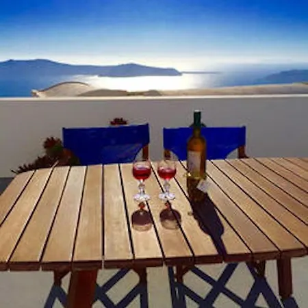 Blue & White Holiday home *